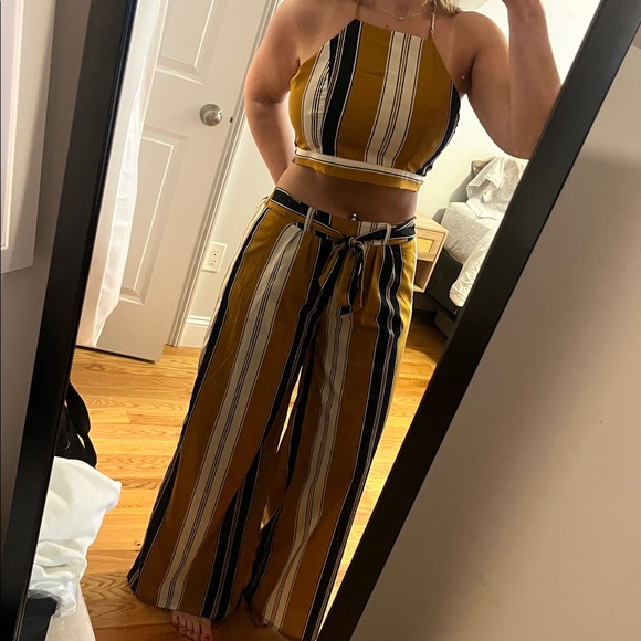 2 piece pant set - Picture 4 of 4